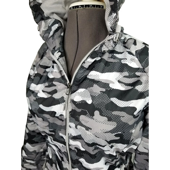 Mountain Club Camo Jacket Black white‎ Women's Size MEDIUM (US Small), NWT - Picture 10 of 15